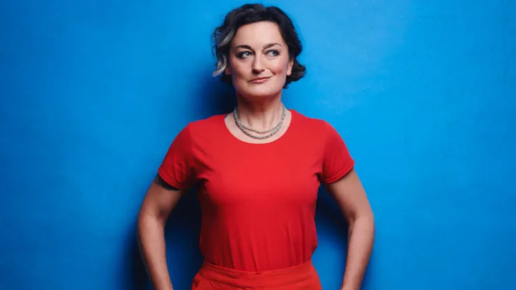 Zoe Lyons
