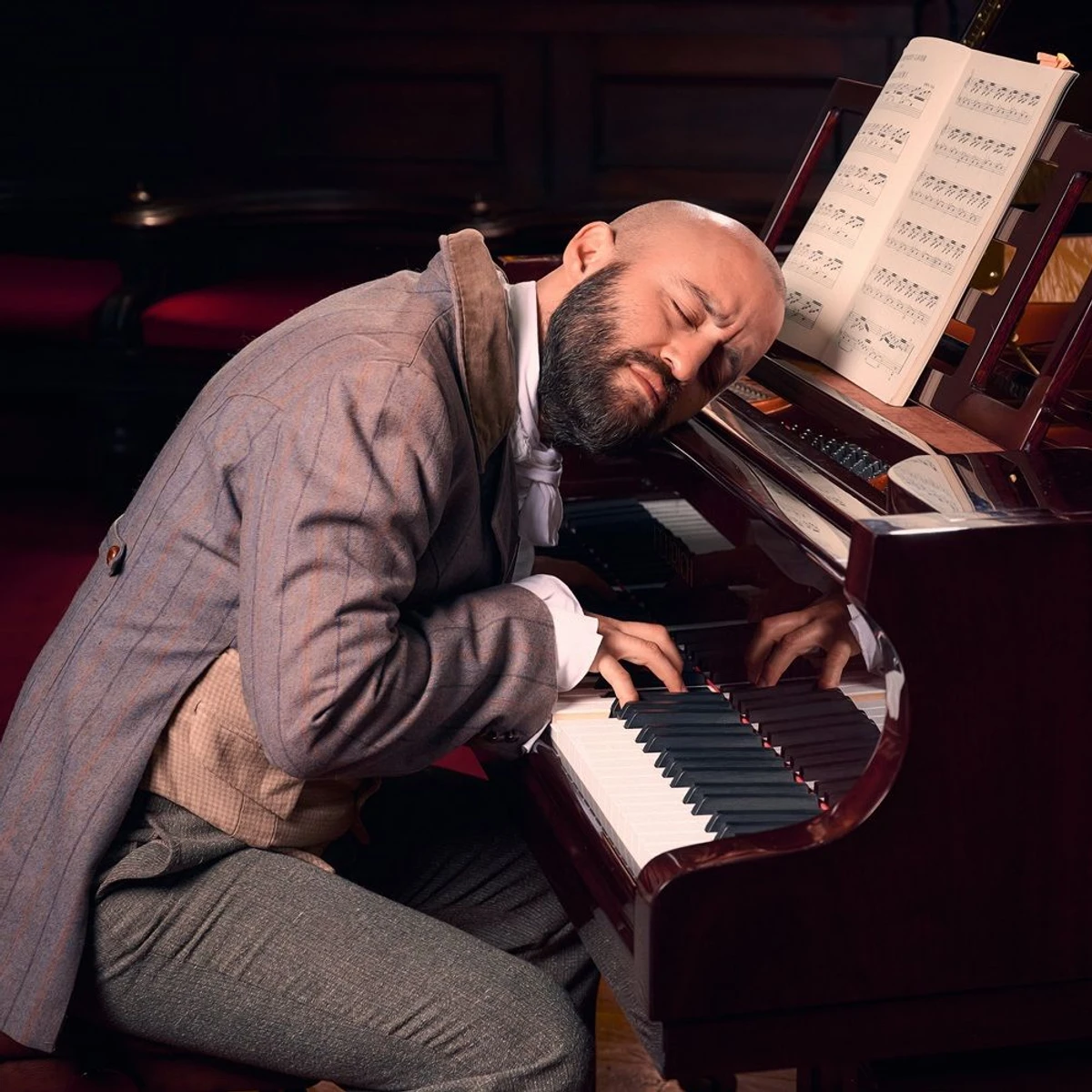 Aidan Jones: Back To Bach